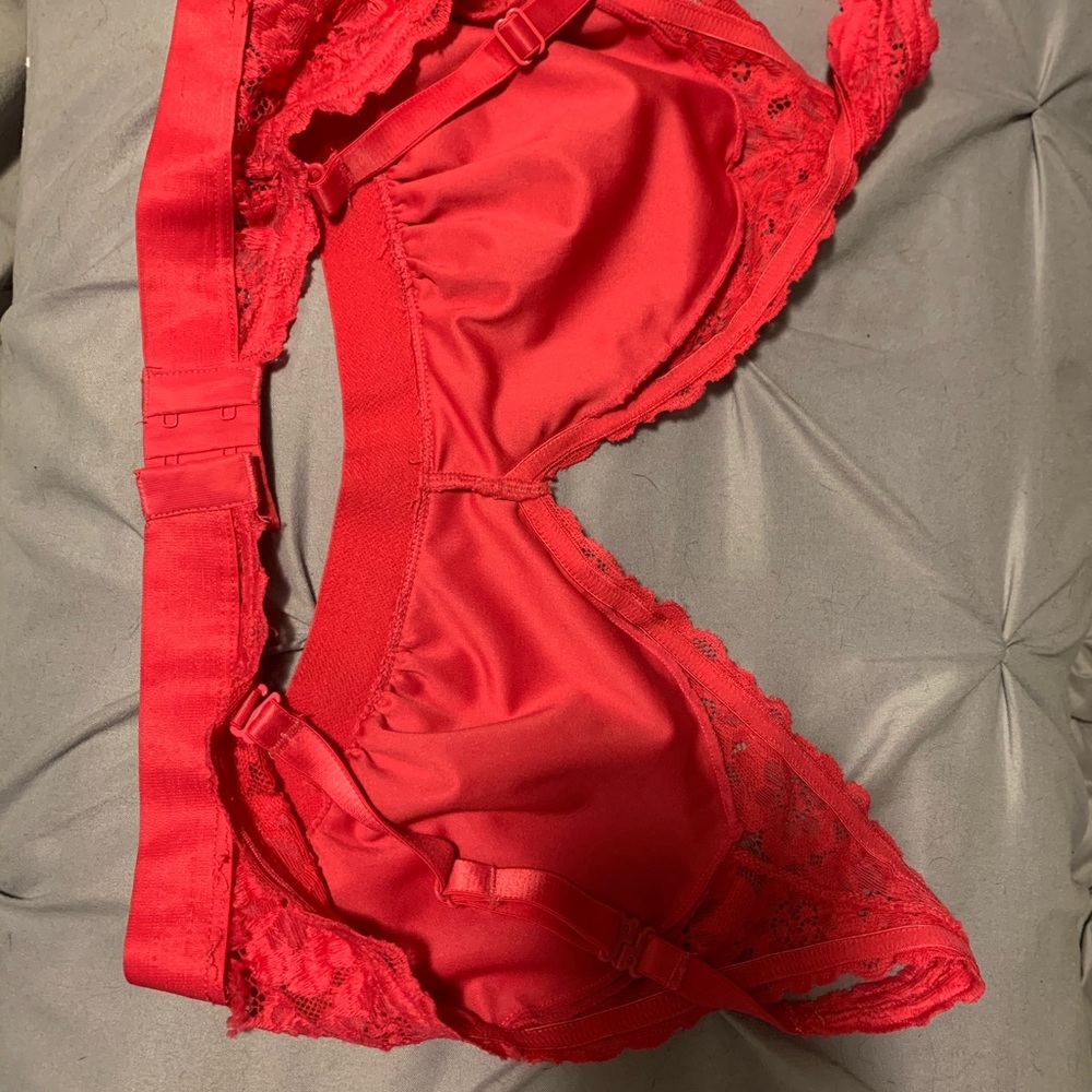 2 for $40 💜 Pack of 3 bralettes large! - Picture 5 of 8